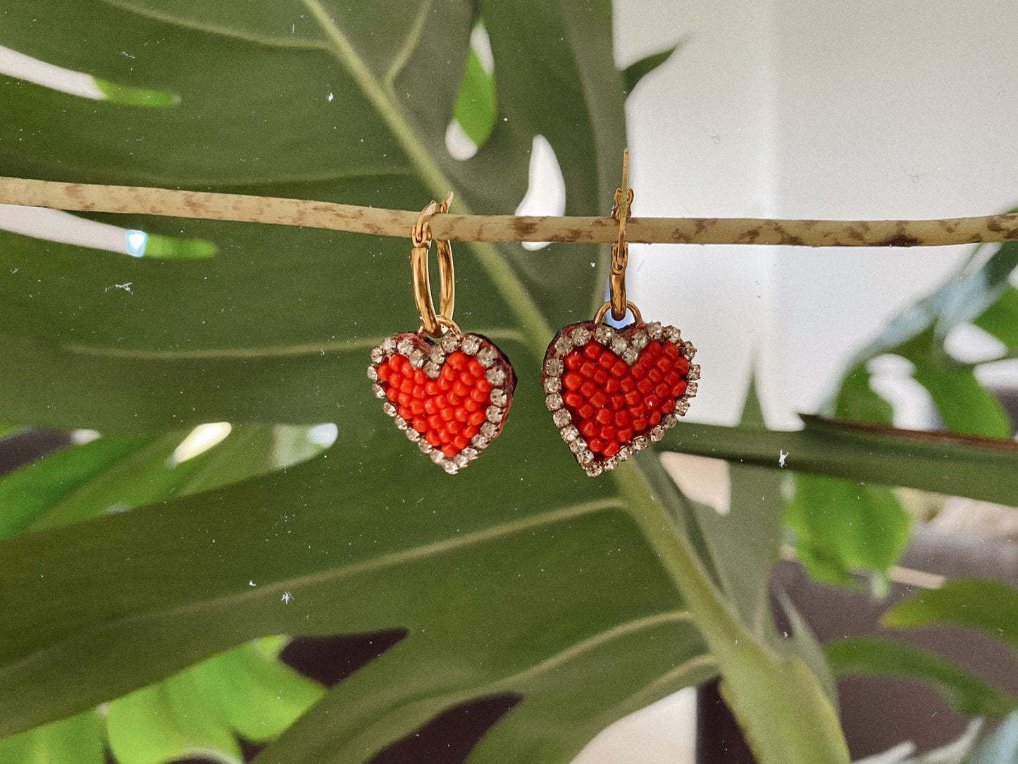 MINI HEART BEADS - hoops -