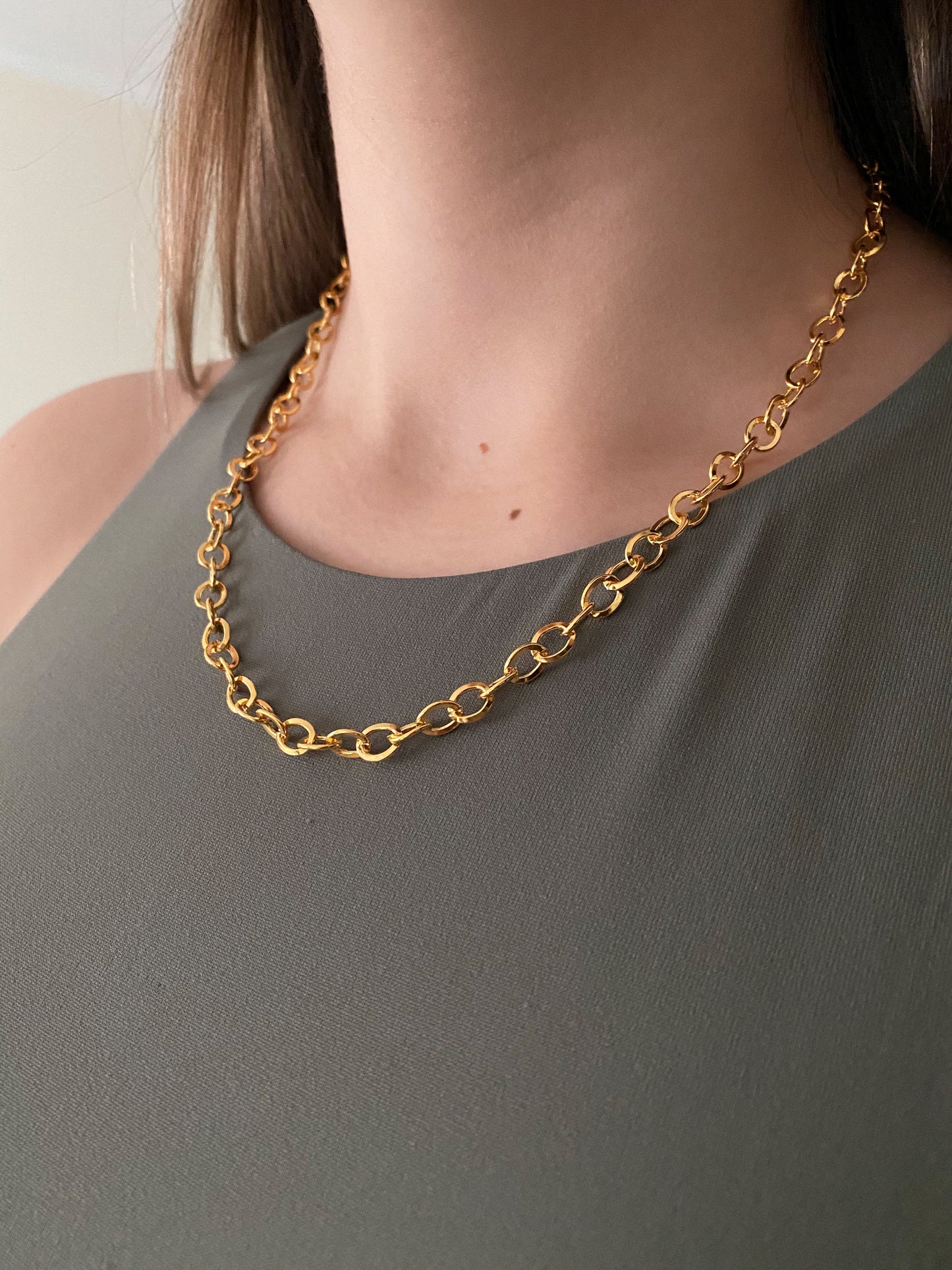 The “oval” chains - necklace - gold 24KT