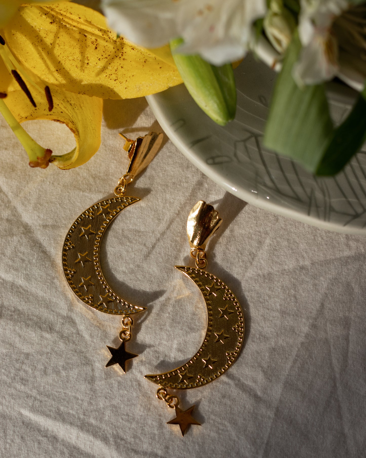 Astral Moon 🌙 - Luxury gold 24kt